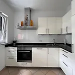 Modern 2-Room Apartment In The Heart Of Munich